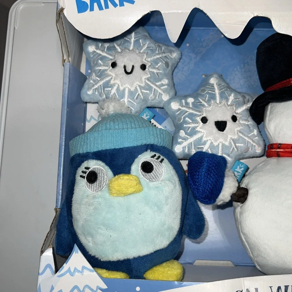 Bark Wagical Winter Wonderland 4 Dog Toys Squeaker Penguin Snowman Snowflake New